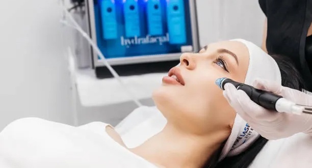 Aaina Beauty Parlour Product Image